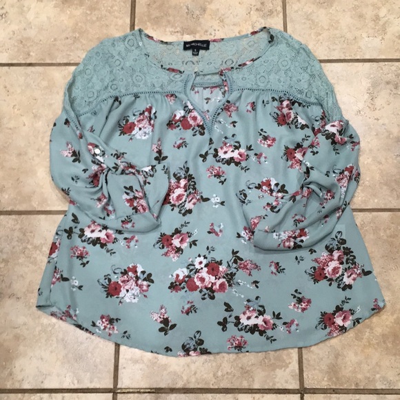 My Michelle Tops - Mint green floral blouse